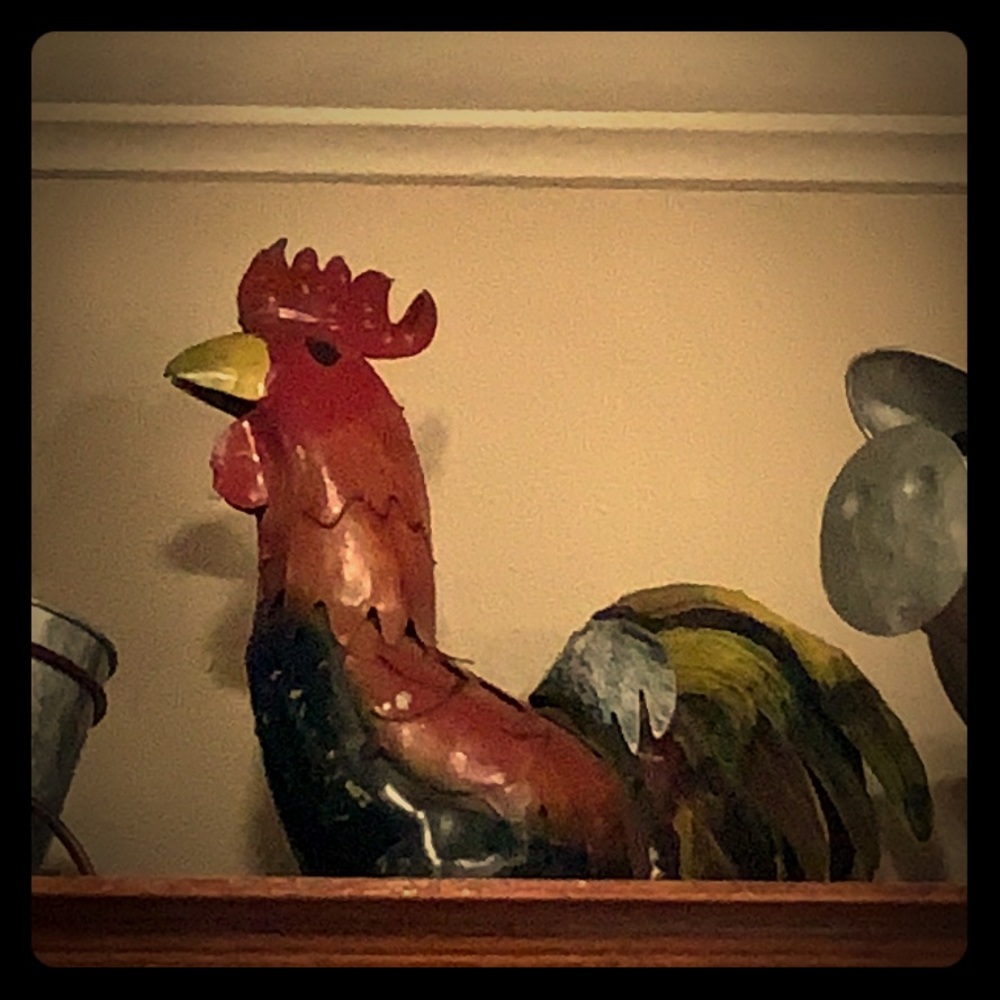 Metal painted rooster